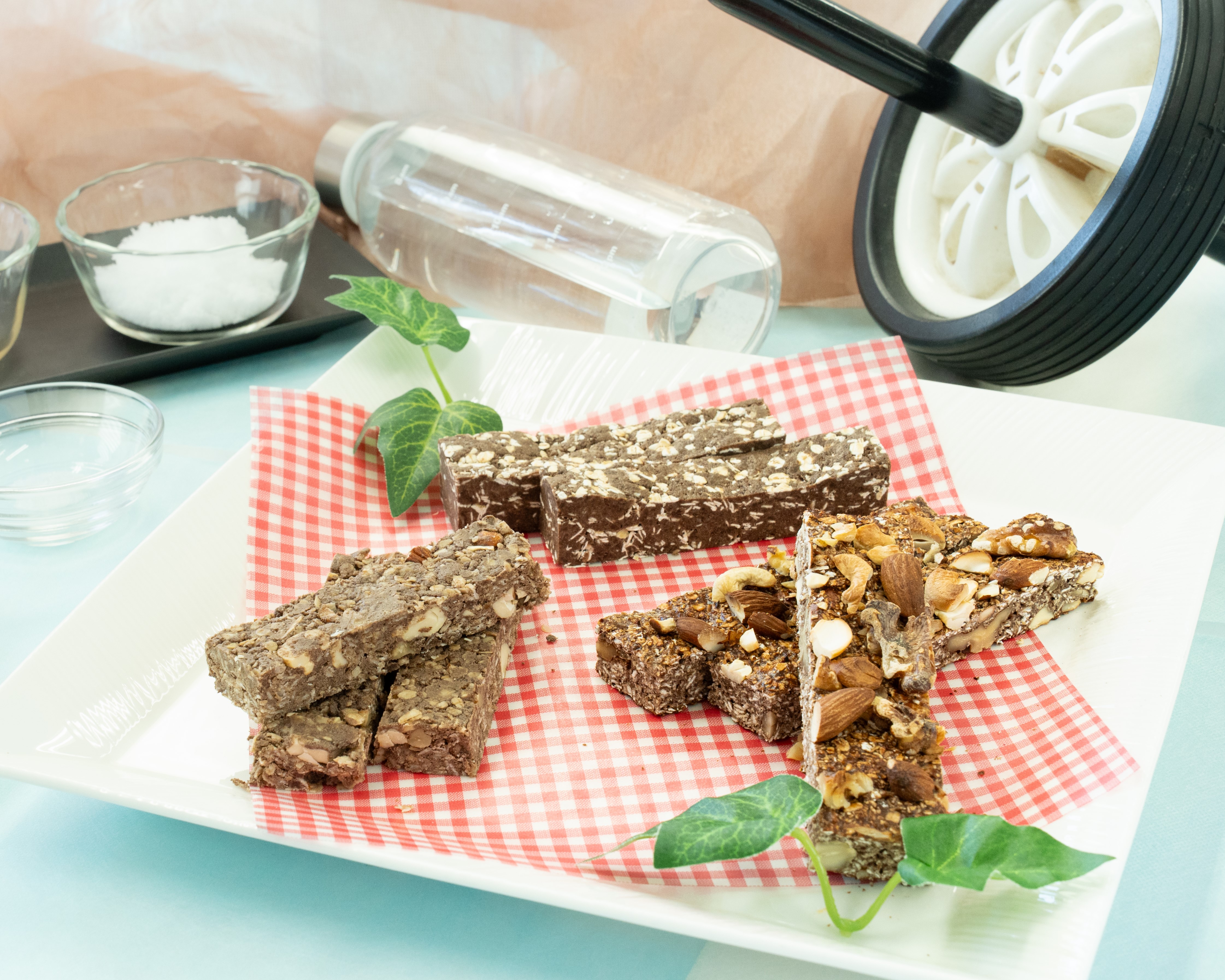 パフォーマンスを上げる“補給”を学ぶ　手作りスポーツドリンク＆プロテインバー